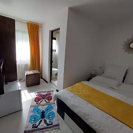 Casa Nico Nelu Duplex 招待所 3*